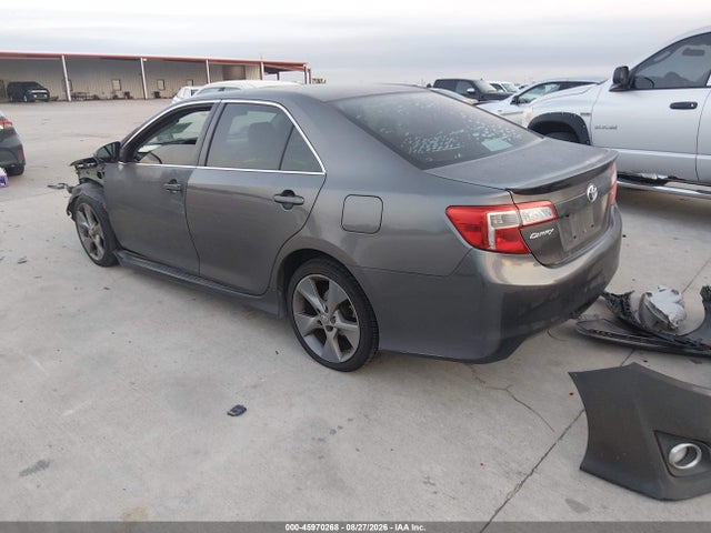 4T1BF1FK3EU735685 Toyota Camry Se Sport
