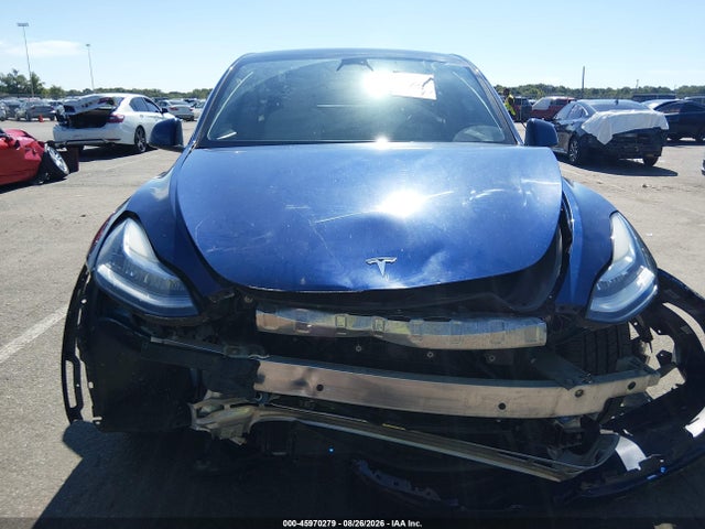 Продажа на аукционе авто 2021 Tesla Model Y Long Range Dual Motor All-wheel Drive, vin: 5YJYGDEE1MF293571, номер лота: 45970279