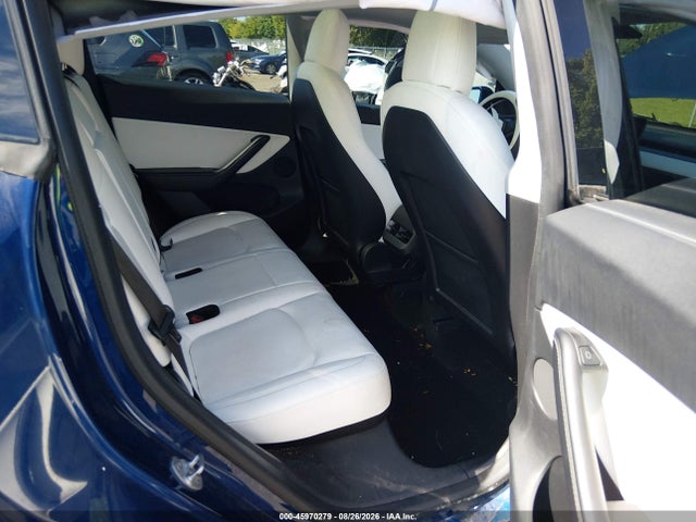 Продажа на аукционе авто 2021 Tesla Model Y Long Range Dual Motor All-wheel Drive, vin: 5YJYGDEE1MF293571, номер лота: 45970279