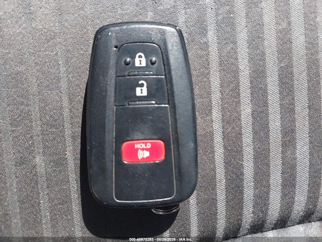 JTDKARFU5G3001917 Toyota Prius Three