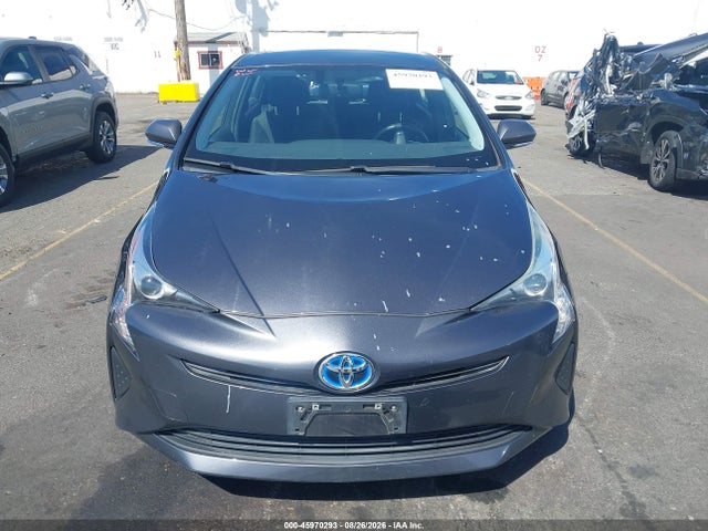 JTDKARFU5G3001917 Toyota Prius Three