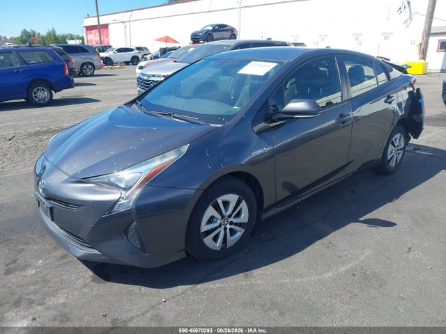 JTDKARFU5G3001917 Toyota Prius Three