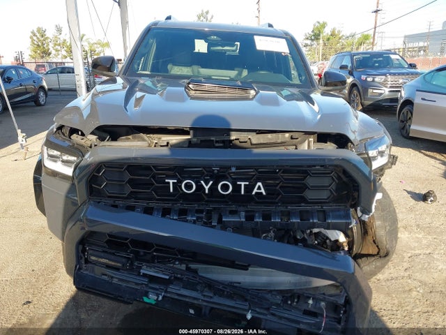 2025 Toyota 4runner Hybrid Trd Pro მანქანა იყიდება აუქციონზე, vin: JTEVB5BR0S5000817, აუქციონის ნომერი: 45970307