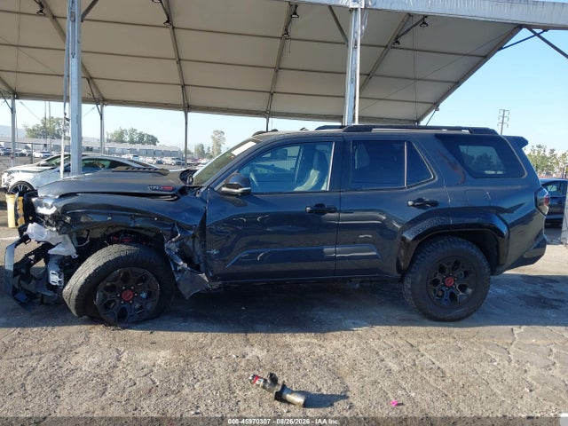 2025 Toyota 4runner Hybrid Trd Pro მანქანა იყიდება აუქციონზე, vin: JTEVB5BR0S5000817, აუქციონის ნომერი: 45970307