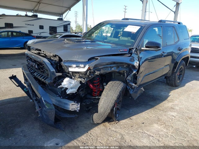 2025 Toyota 4runner Hybrid Trd Pro მანქანა იყიდება აუქციონზე, vin: JTEVB5BR0S5000817, აუქციონის ნომერი: 45970307