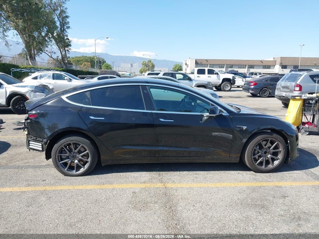 45970316 :رقم المزاد ، 5YJ3E1EA5KF306668 vin ، 2019 Tesla Model 3 Long Range/mid Range/standard Range/standard Range Plus مزاد بيع