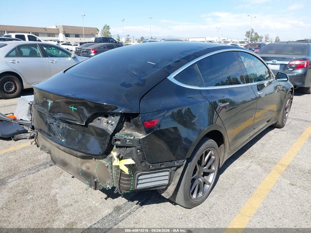 45970316 :رقم المزاد ، 5YJ3E1EA5KF306668 vin ، 2019 Tesla Model 3 Long Range/mid Range/standard Range/standard Range Plus مزاد بيع