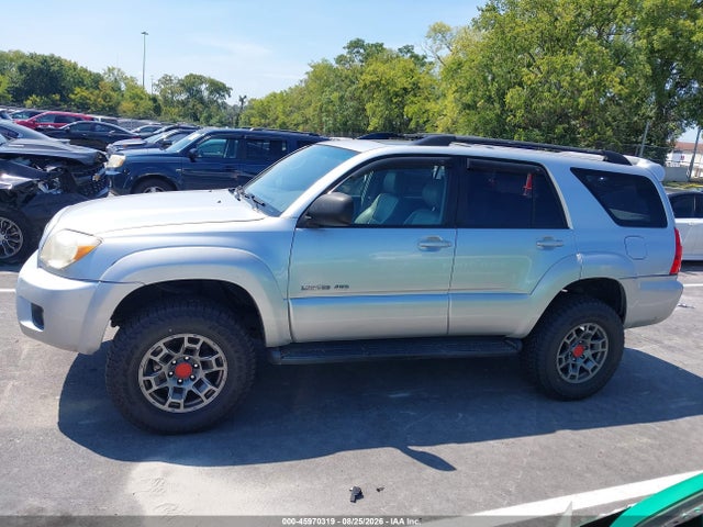 Продажа на аукционе авто 2006 Toyota 4runner Limited V8, vin: JTEBT17R960058624, номер лота: 45970319