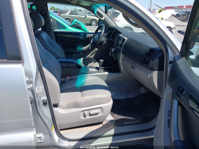 Продажа на аукционе авто 2006 Toyota 4runner Limited V8, vin: JTEBT17R960058624, номер лота: 45970319