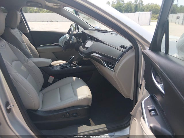 Продажа на аукционе авто 2021 Cadillac Xt4 Awd Luxury, vin: 1GYFZBR45MF075274, номер лота: 45970357