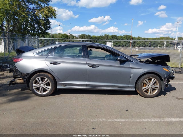 2018 Hyundai Sonata Sport+ მანქანა იყიდება აუქციონზე, vin: 5NPE34AF7JH721928, აუქციონის ნომერი: 45970362