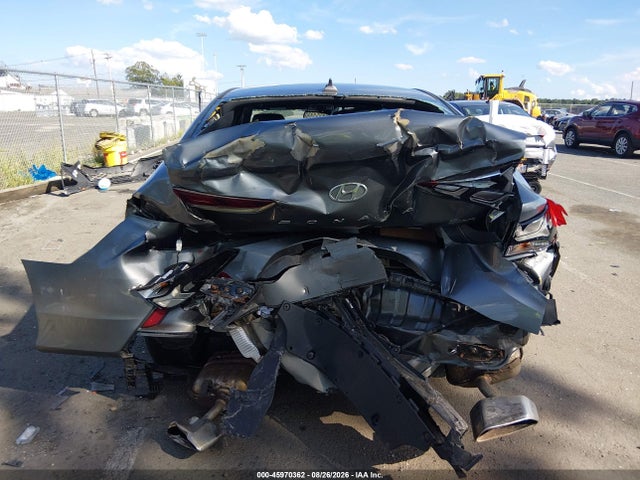 2018 Hyundai Sonata Sport+ მანქანა იყიდება აუქციონზე, vin: 5NPE34AF7JH721928, აუქციონის ნომერი: 45970362