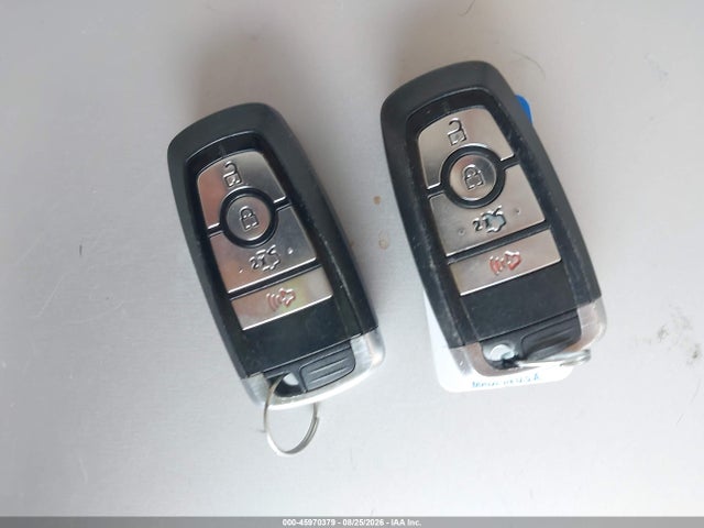 3FA6P0LU0HR163589 Ford Fusion Hybrid Se