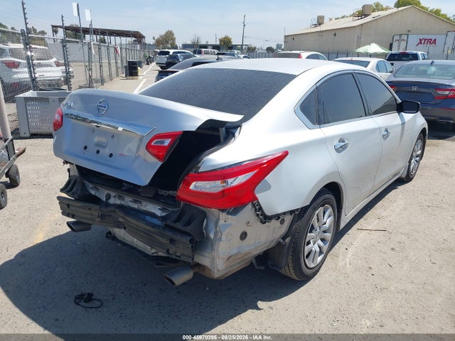 Nissan Altima 2.5 S 2017 1N4AL3AP6HC297459 Image 4