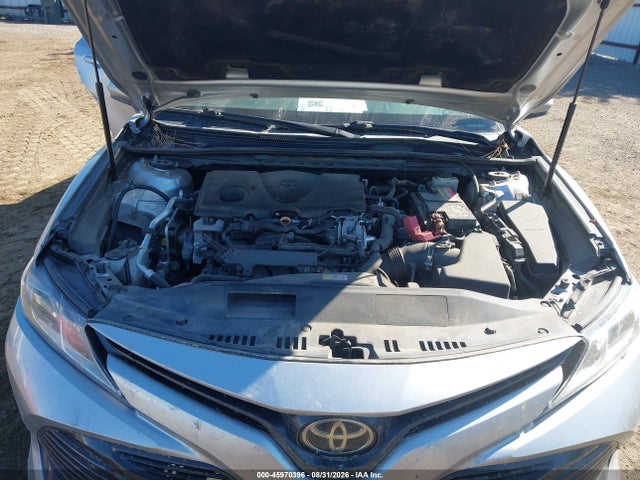 4T1B11HK3JU046977 Toyota CAMRY LE