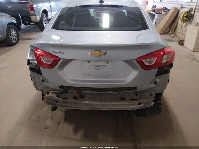45970397 :رقم المزاد ، 1G1BC5SMXH7157477 vin ، 2017 Chevrolet Cruze Ls Auto مزاد بيع