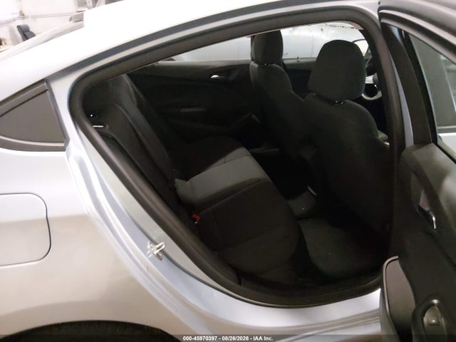 45970397 :رقم المزاد ، 1G1BC5SMXH7157477 vin ، 2017 Chevrolet Cruze Ls Auto مزاد بيع