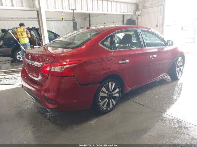 3N1AB7AP2JY318215 Nissan SENTRA SL
