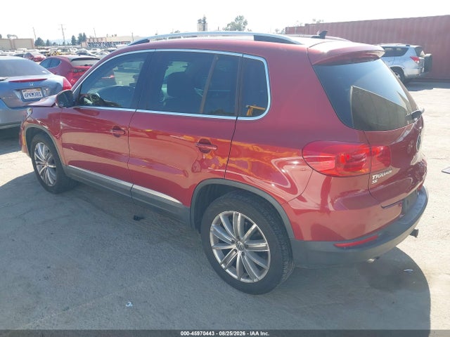 2016 Volkswagen Tiguan Se მანქანა იყიდება აუქციონზე, vin: WVGAV7AX5GW040149, აუქციონის ნომერი: 45970443