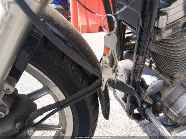 1993 Harley-davidson Xlh883 H მანქანა იყიდება აუქციონზე, vin: 1HD4CEM10PY215137, აუქციონის ნომერი: 45970449