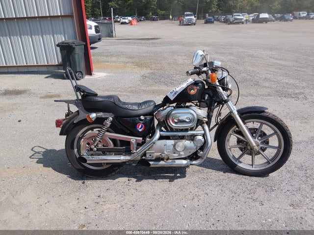 1993 Harley-davidson Xlh883 H მანქანა იყიდება აუქციონზე, vin: 1HD4CEM10PY215137, აუქციონის ნომერი: 45970449