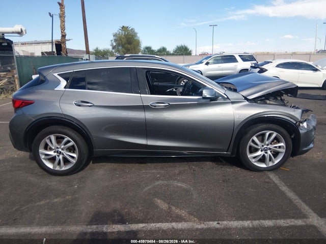 Auction sale of the 2018 Infiniti Qx30 Luxury, vin: SJKCH5CP1JA057327, lot number: 45970484