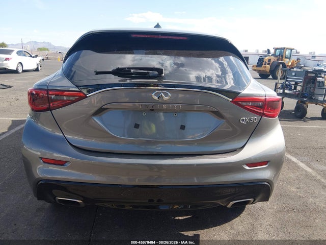 Auction sale of the 2018 Infiniti Qx30 Luxury, vin: SJKCH5CP1JA057327, lot number: 45970484