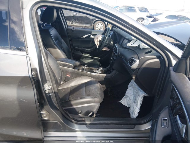 Auction sale of the 2018 Infiniti Qx30 Luxury, vin: SJKCH5CP1JA057327, lot number: 45970484