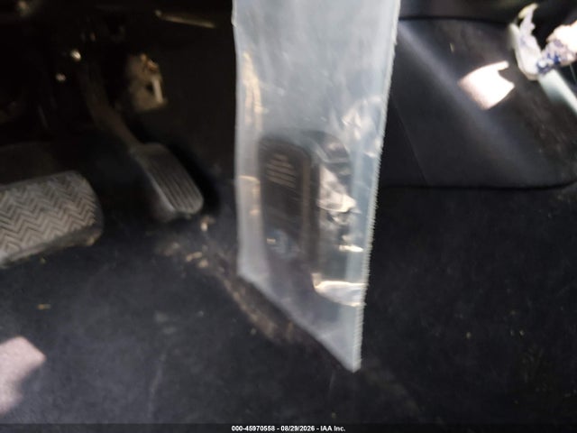 Toyota Prius Two 2017 JTDKBRFU3H3056915 Image 11