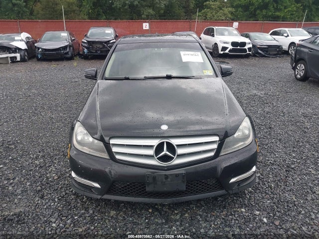 45970562 :رقم المزاد ، WDDGF8AB6DR299030 vin ، 2013 Mercedes-benz C 300 Sport 4matic مزاد بيع