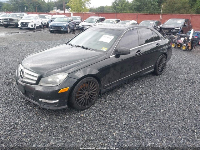 45970562 :رقم المزاد ، WDDGF8AB6DR299030 vin ، 2013 Mercedes-benz C 300 Sport 4matic مزاد بيع