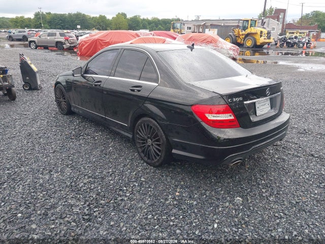 45970562 :رقم المزاد ، WDDGF8AB6DR299030 vin ، 2013 Mercedes-benz C 300 Sport 4matic مزاد بيع