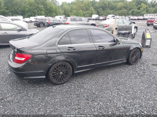 45970562 :رقم المزاد ، WDDGF8AB6DR299030 vin ، 2013 Mercedes-benz C 300 Sport 4matic مزاد بيع