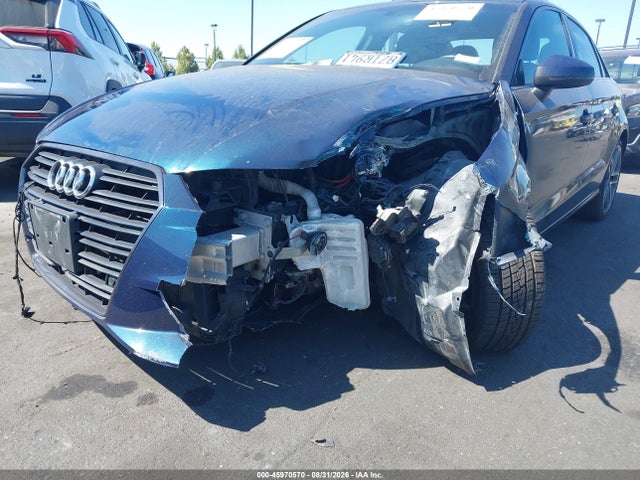 45970570 :رقم المزاد ، WAUAUGFF4LA102524 vin ، 2020 Audi A3 Premium 40 Tfsi Front-wheel Drive S Tronic مزاد بيع
