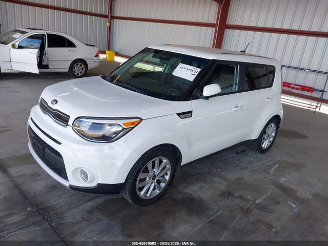 KIA SOUL + 2018 KNDJP3A56J7529666 Image 2
