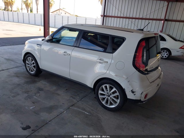 KIA SOUL + 2018 KNDJP3A56J7529666 Image 3
