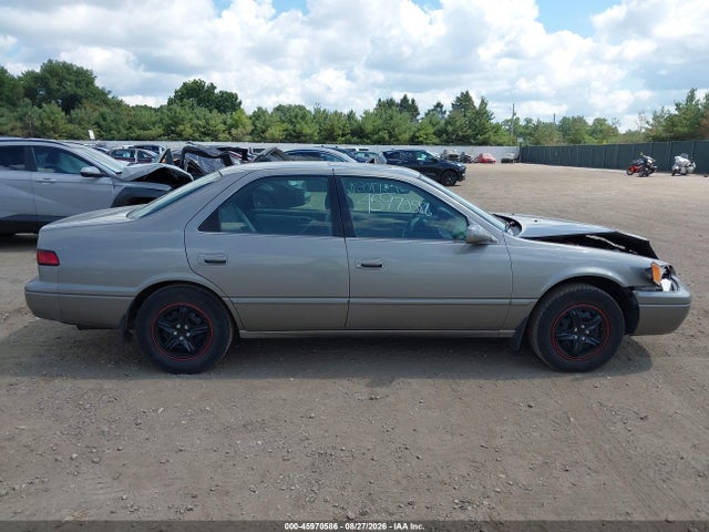 1998 Toyota Camry Le მანქანა იყიდება აუქციონზე, vin: 4T1BG28K7WU365133, აუქციონის ნომერი: 45970586