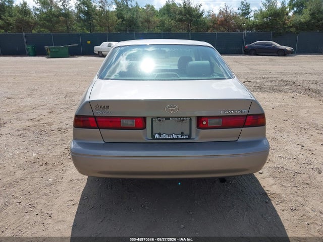1998 Toyota Camry Le მანქანა იყიდება აუქციონზე, vin: 4T1BG28K7WU365133, აუქციონის ნომერი: 45970586