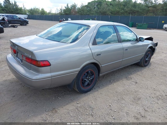 1998 Toyota Camry Le მანქანა იყიდება აუქციონზე, vin: 4T1BG28K7WU365133, აუქციონის ნომერი: 45970586