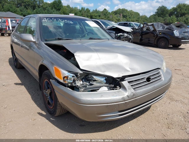 1998 Toyota Camry Le მანქანა იყიდება აუქციონზე, vin: 4T1BG28K7WU365133, აუქციონის ნომერი: 45970586