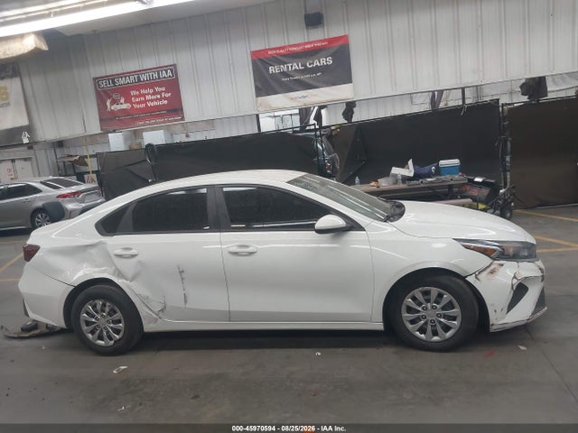 KIA FORTE LX 2024 3KPF24AD4RE699067 Image 13