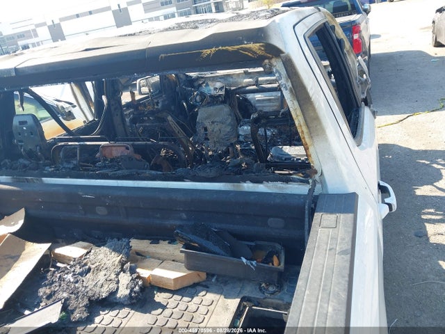 Продажа на аукционе авто 2022 Chevrolet Silverado 1500, vin: 1GCUDDED2NZ639878, номер лота: 45970596