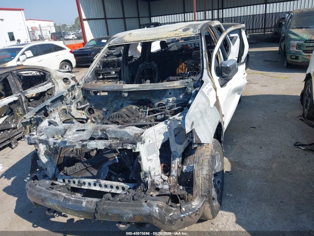 Продажа на аукционе авто 2022 Chevrolet Silverado 1500, vin: 1GCUDDED2NZ639878, номер лота: 45970596