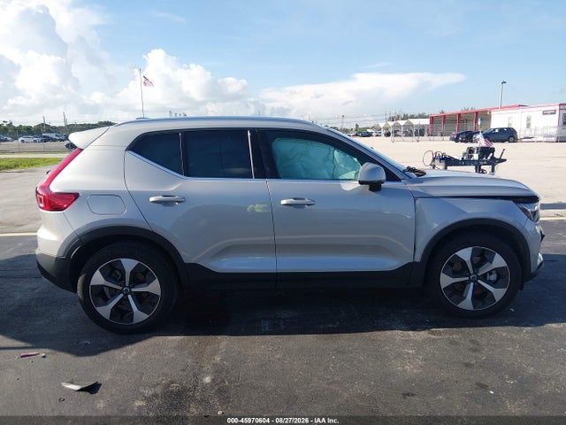 Продажа на аукционе авто 2024 Volvo Xc40 B5 Plus Bright Theme, vin: YV4L12UE1R2373445, номер лота: 45970604