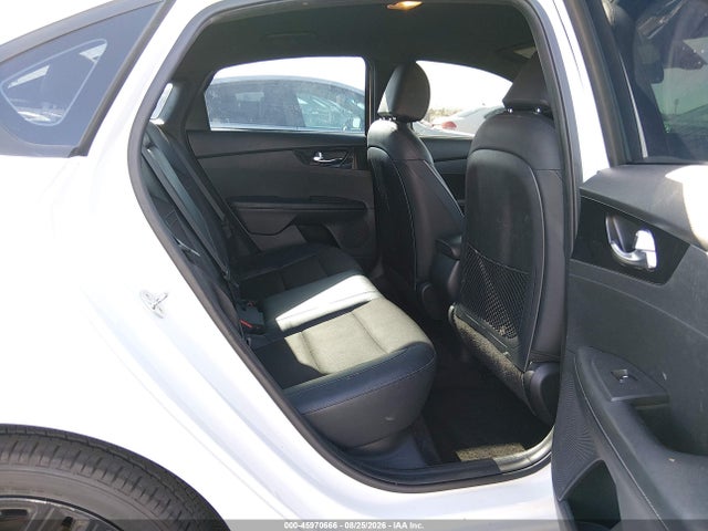 45970666 :رقم المزاد ، 3KPF34AD6ME330412 vin ، 2021 Kia Forte Gt-line مزاد بيع