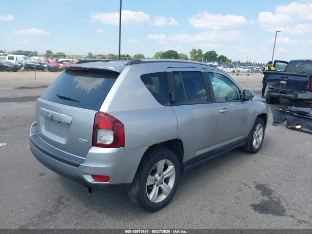Продажа на аукционе авто 2016 Jeep Compass Latitude, vin: 1C4NJDEB1GD781859, номер лота: 45970697