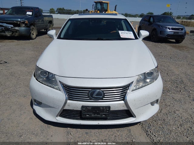 45970719 :رقم المزاد ، JTHBW1GG5D2015750 vin ، 2013 Lexus Es 300h مزاد بيع