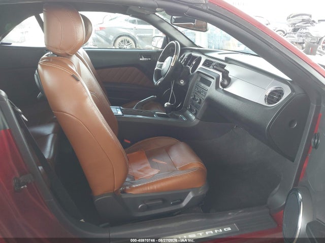 1ZVBP8EM6E5266290 Ford Mustang V6 Premium