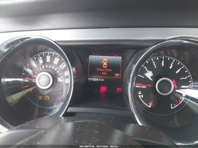1ZVBP8EM6E5266290 Ford Mustang V6 Premium