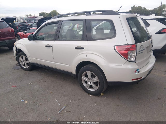 45970764 :رقم المزاد ، JF2SHABC1DH432989 vin ، 2013 Subaru Forester 2.5x مزاد بيع